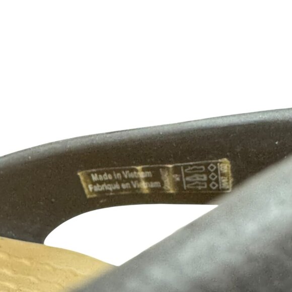 Crocs Sanrah Hammered Tear Drop slides Sandal Women's Size 9 brown gold - Picture 10 of 12